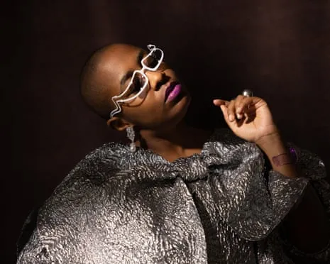 The Multifaceted Vocalist: Musical Exploration – A Performer of Exceptional Talent and Fearless Variety