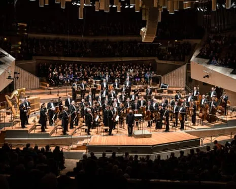 Schoenberg: Violin Concerto, Verklärte Nacht, Jacob's Ladder Album Review – A Fascinating and Notable Release